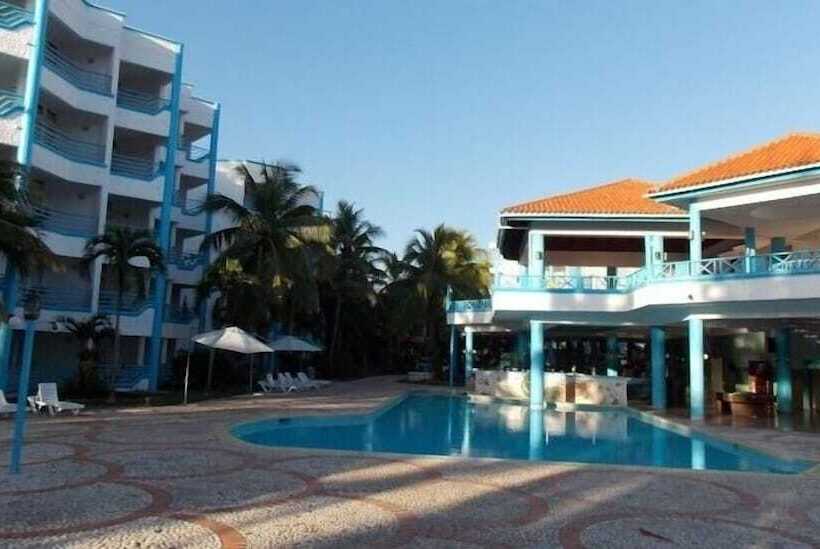 هتل Costa Larimar