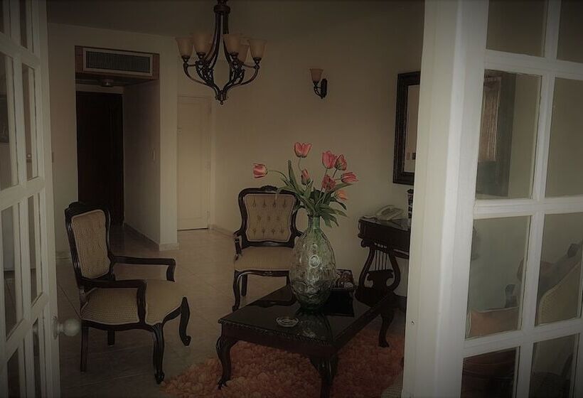 هتل Costa Larimar