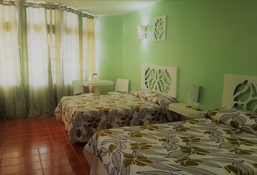 هتل Costa Larimar