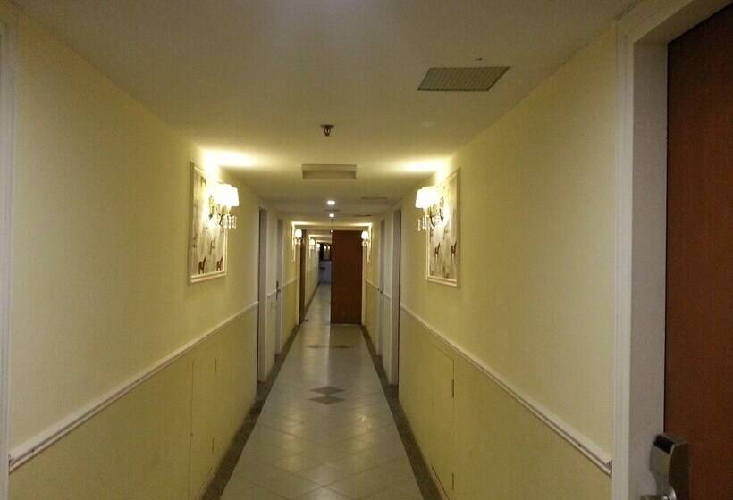 בית מלון כפרי Eagle Bay