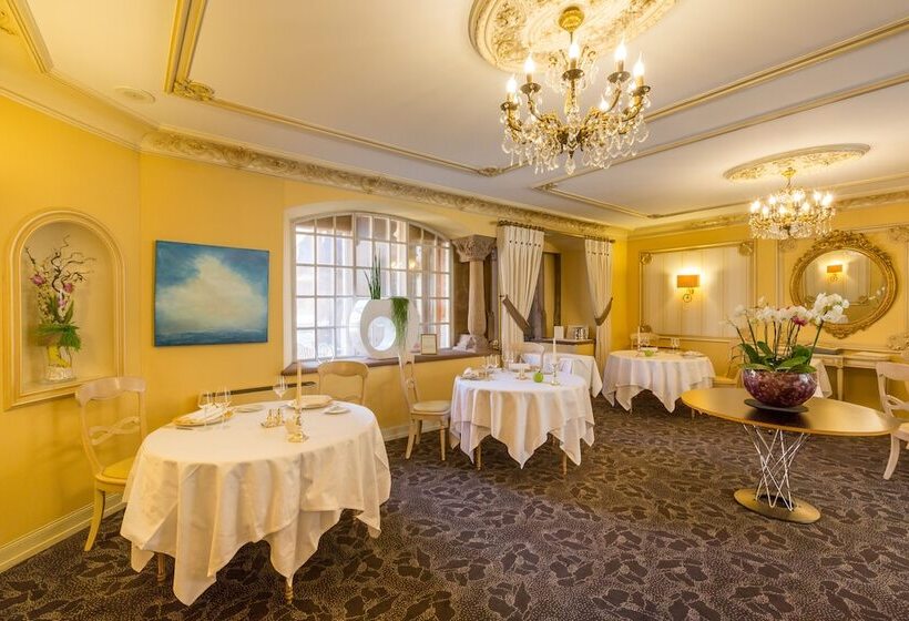 هتل Hostellerie De La Pommeraie By Popinns