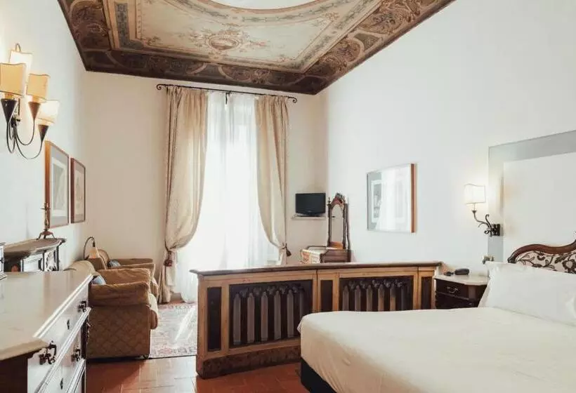 هتل Ii Guelfo Bianco