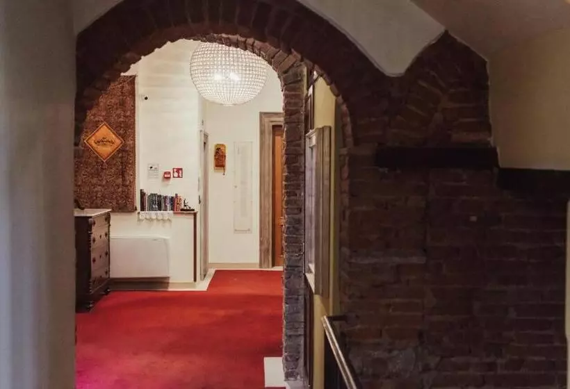 هتل Ii Guelfo Bianco