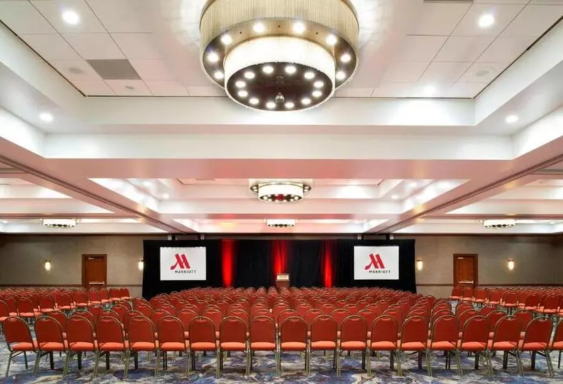 ホテル Marriott St. Louis West