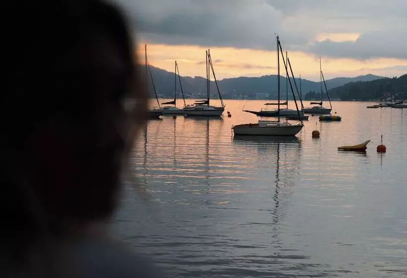 בית מלון כפרי Parks