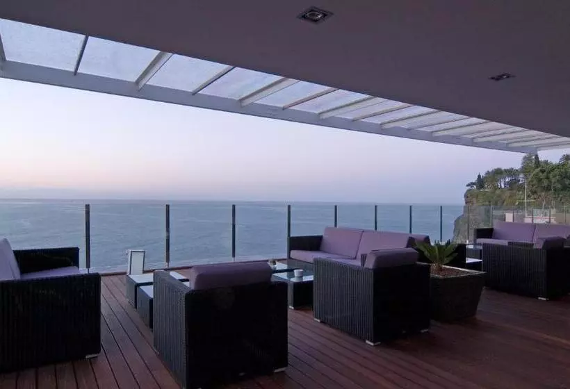 ホテル Pestana Carlton Madeira Ocean Resort