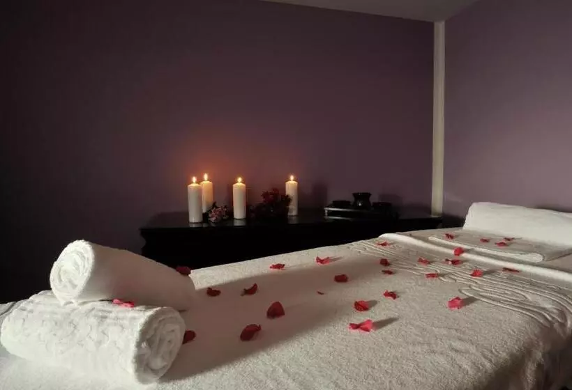 ホテル Pestana Carlton Madeira Ocean Resort