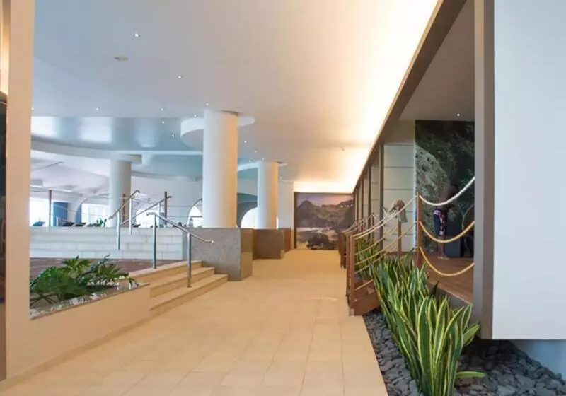 ホテル Pestana Carlton Madeira Ocean Resort