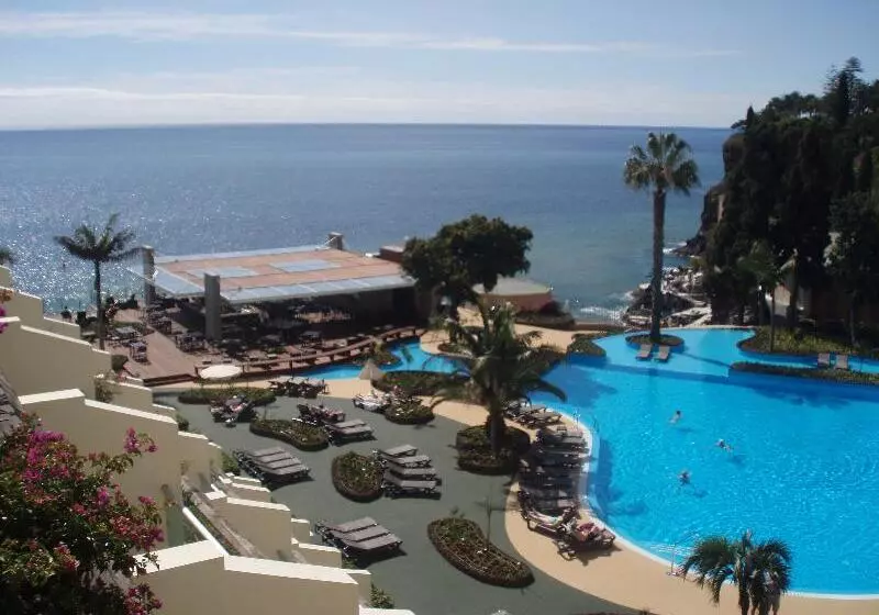 ホテル Pestana Carlton Madeira Ocean Resort