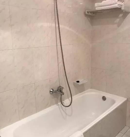 هتل Roc Del Castell