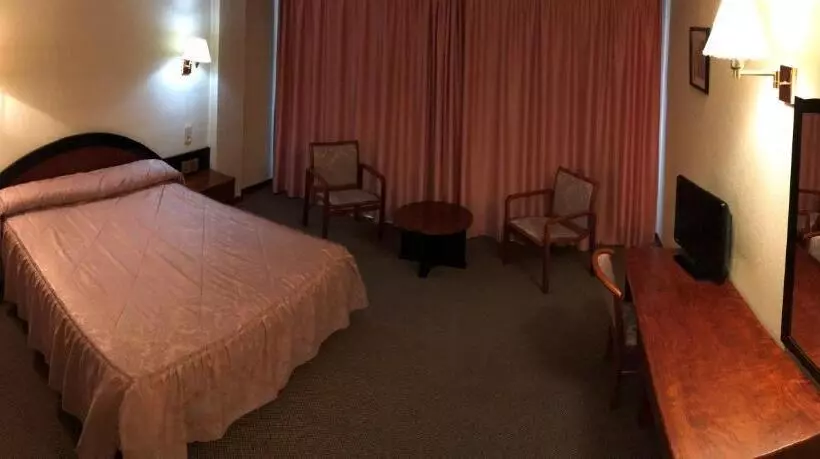 هتل Roc Del Castell