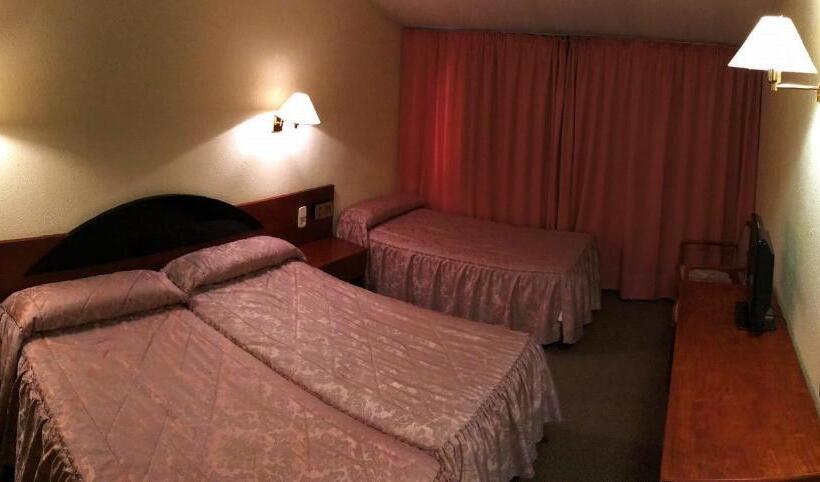 هتل Roc Del Castell