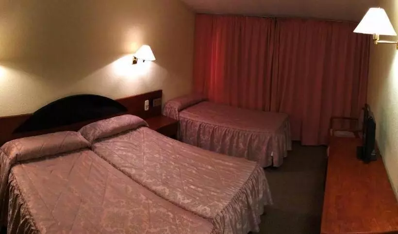 هتل Roc Del Castell