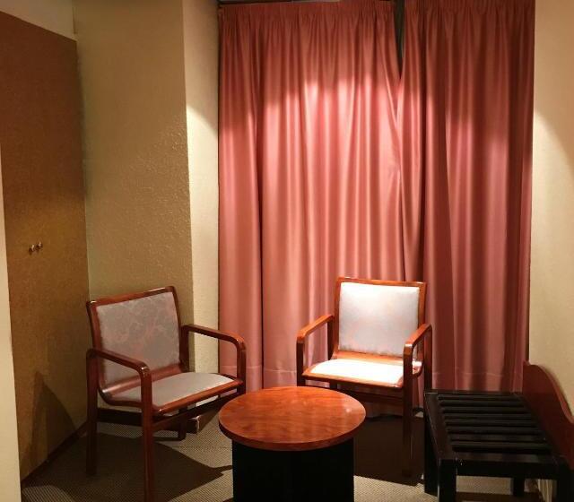 هتل Roc Del Castell