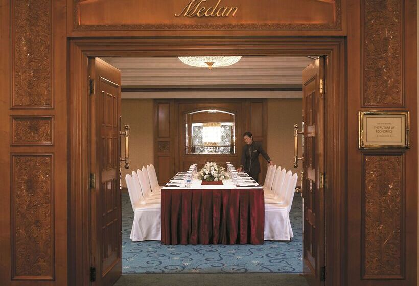 فندق Shangrila Jakarta