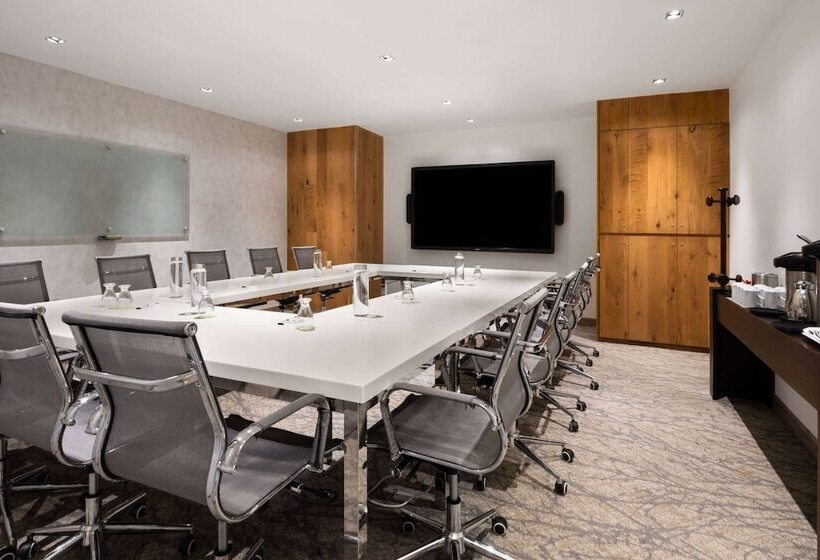 هتل Wyndham Garden Guatemala City