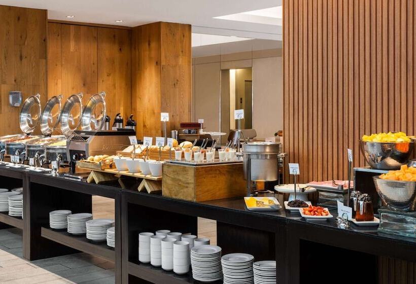 هتل Wyndham Garden Guatemala City