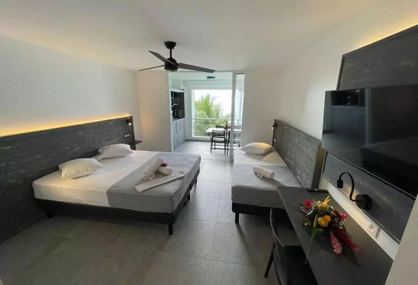 استراحتگاه Karaibes Residence