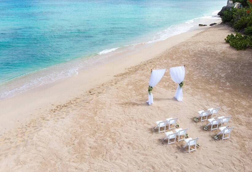 Crystal Cove By Elegant Hotels All Inclusive