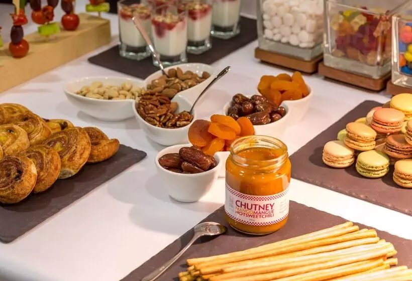 בית מלון כפרי NH Brussels Carrefour De L’europe