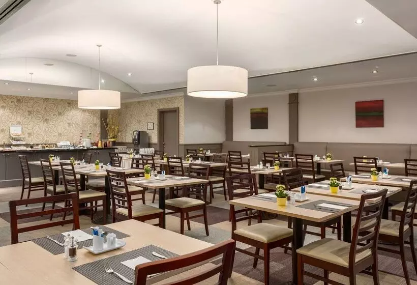 בית מלון כפרי NH Brussels Carrefour De L’europe