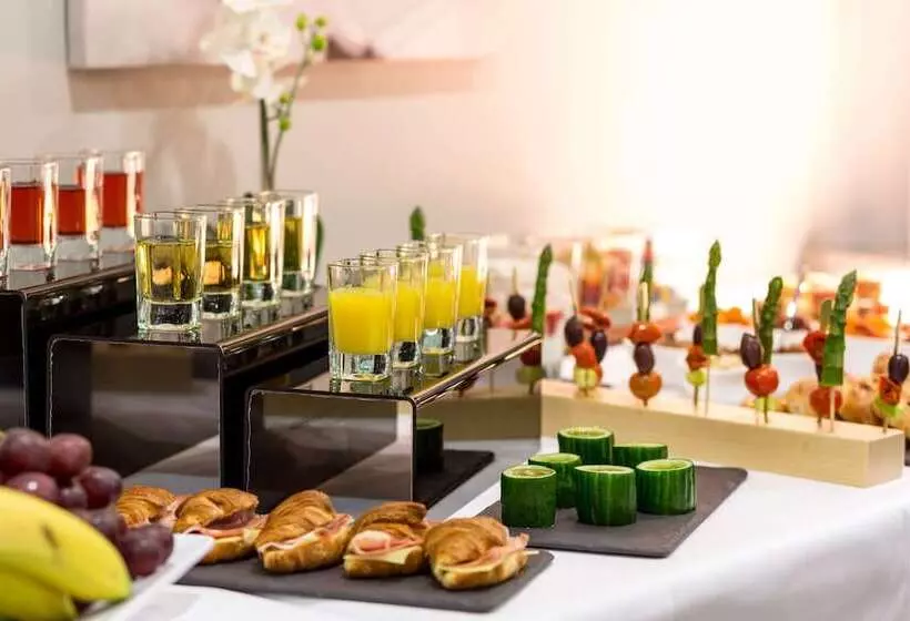 בית מלון כפרי NH Brussels Carrefour De L’europe