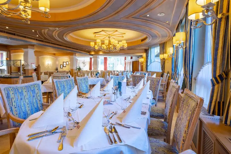 Отель Der Schutthof