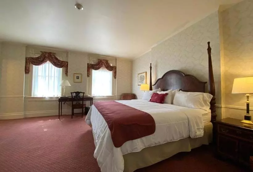 فندق General Morgan Inn