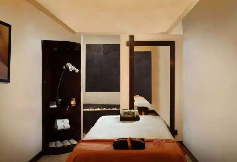 هتل Melia Purosani Yogyakarta