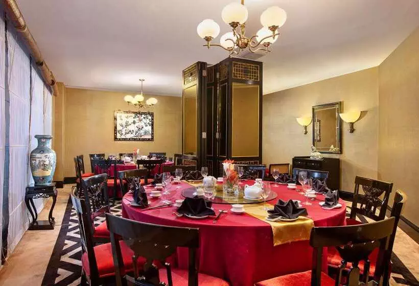 هتل Melia Purosani Yogyakarta