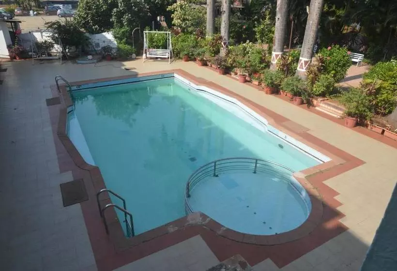 בית מלון כפרי Mist Rainbow Resort