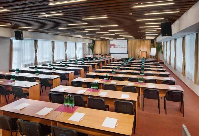 فندق Skalsky Dvur