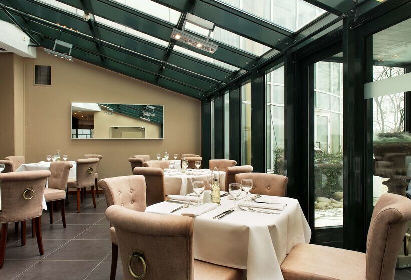 هتل Wyndham Hannover Atrium