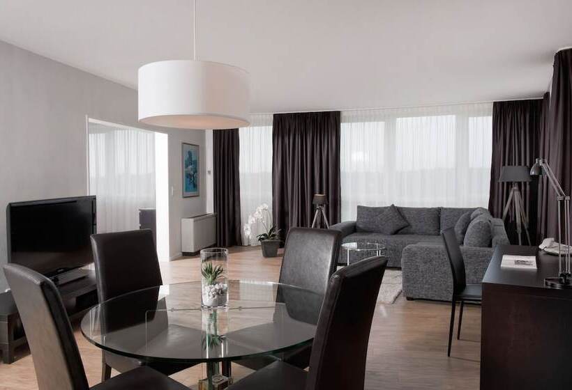 هتل Wyndham Hannover Atrium