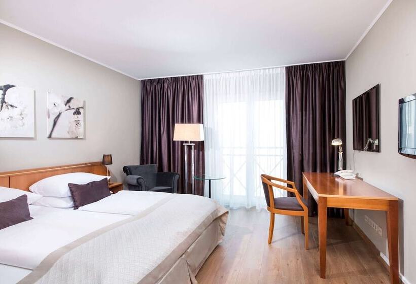 هتل Wyndham Hannover Atrium