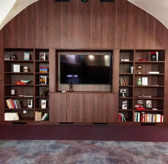 Отель Zámek Třešť