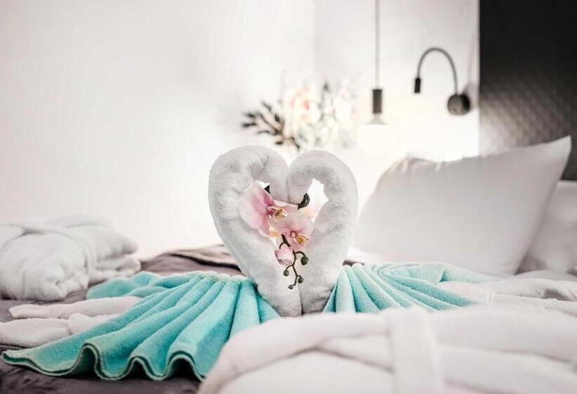 בית מלון כפרי Zámek Třešť