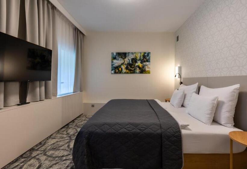 בית מלון כפרי Zámek Třešť