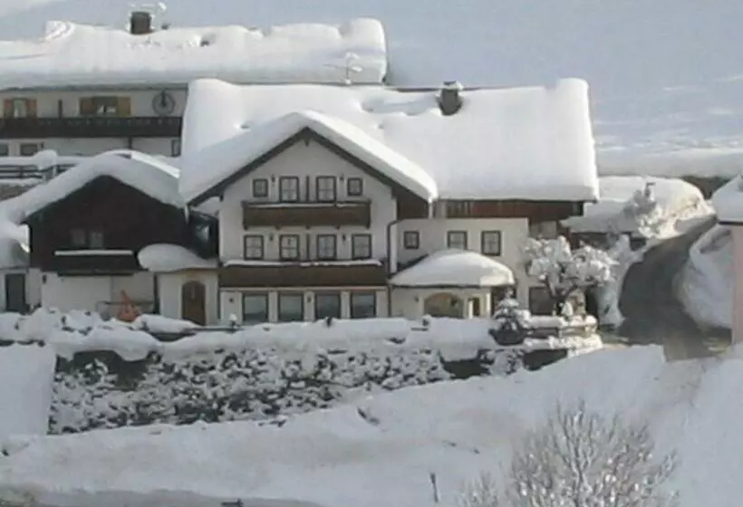 Gasthof Und Hotel Maria Gern