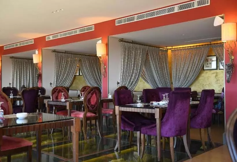 هتل Byblos Sur Mer