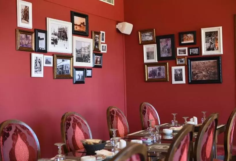 هتل Byblos Sur Mer