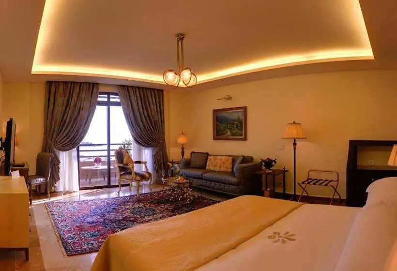 هتل Byblos Sur Mer