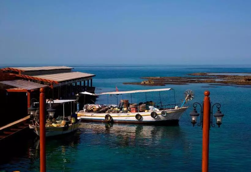 هتل Byblos Sur Mer