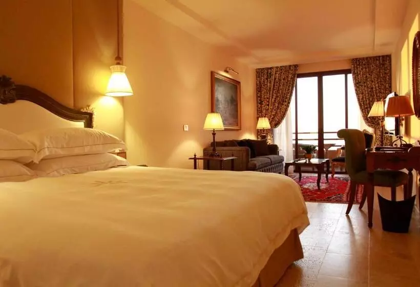 هتل Byblos Sur Mer