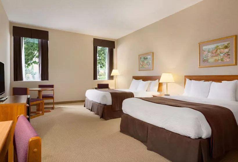 Szálloda Days Inn By Wyndham Toronto East Beaches