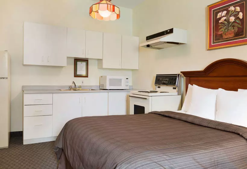 Szálloda Days Inn By Wyndham Toronto East Beaches