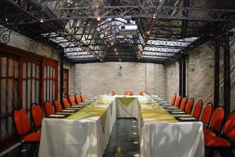 בית מלון כפרי De La Ville