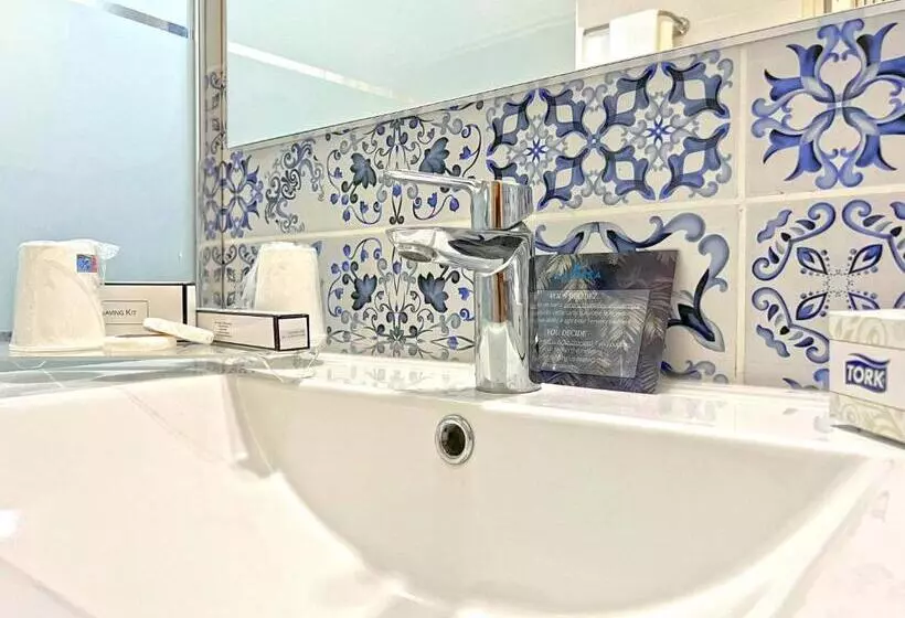 هتل Karibea Squash