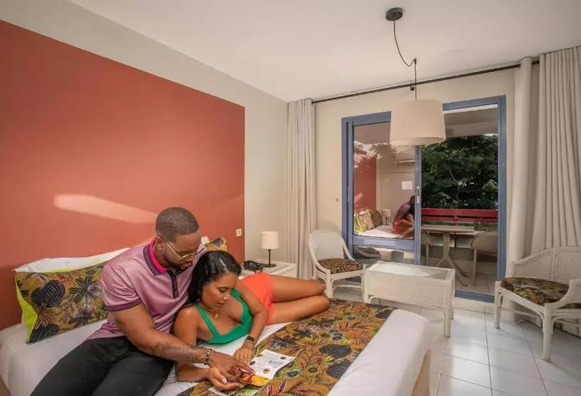 هتل Karibea Squash