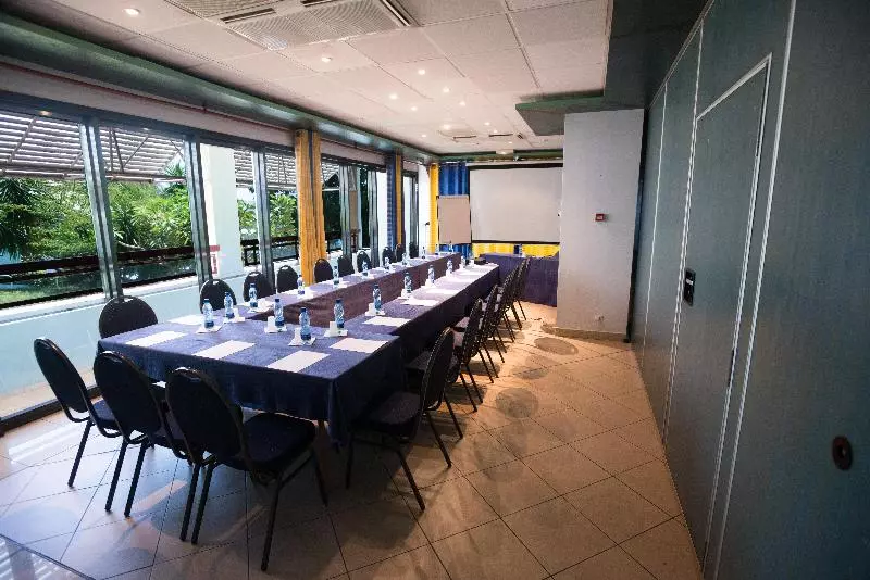 هتل Karibea Squash